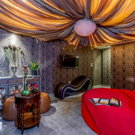 Jacayl Hotel